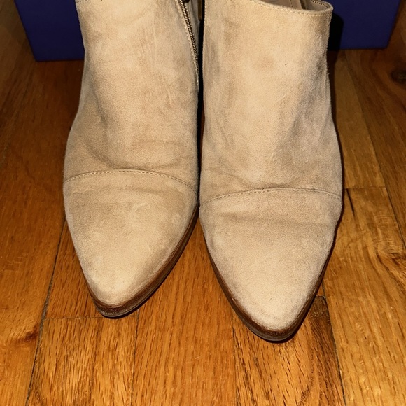 Italeau Booties - Picture 2 of 10